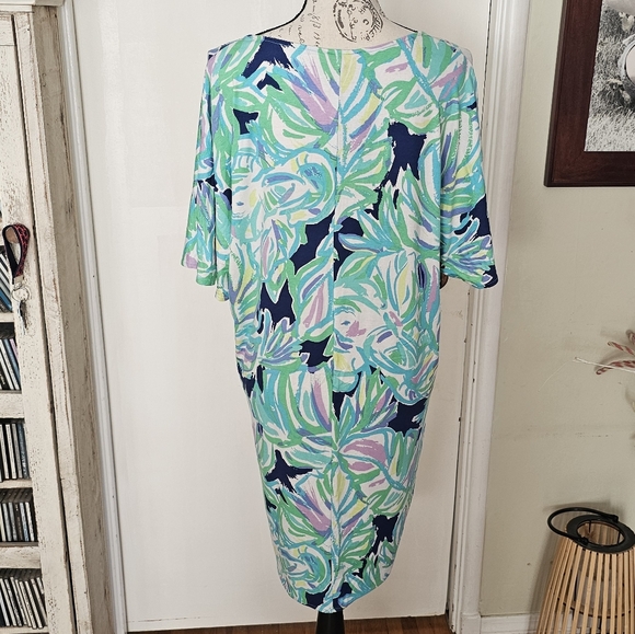 NWT Lilly Pulitzer Lindley Caftan Dress Size M - Picture 2 of 3
